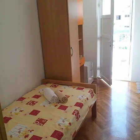 Guest house Maestral Split