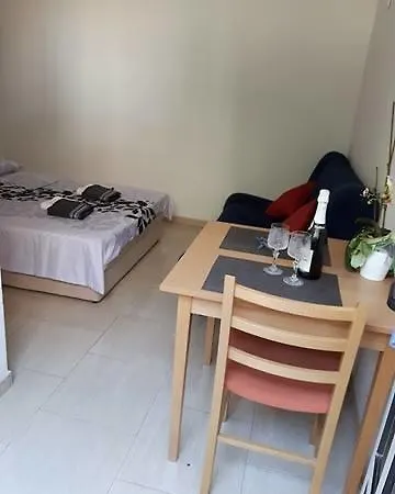Guest house Maestral *